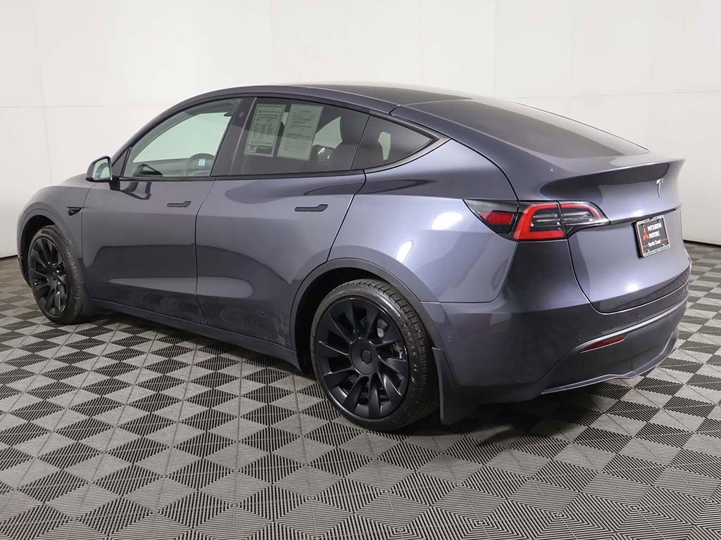 Used 2021 Tesla Model Y 2WD image 13