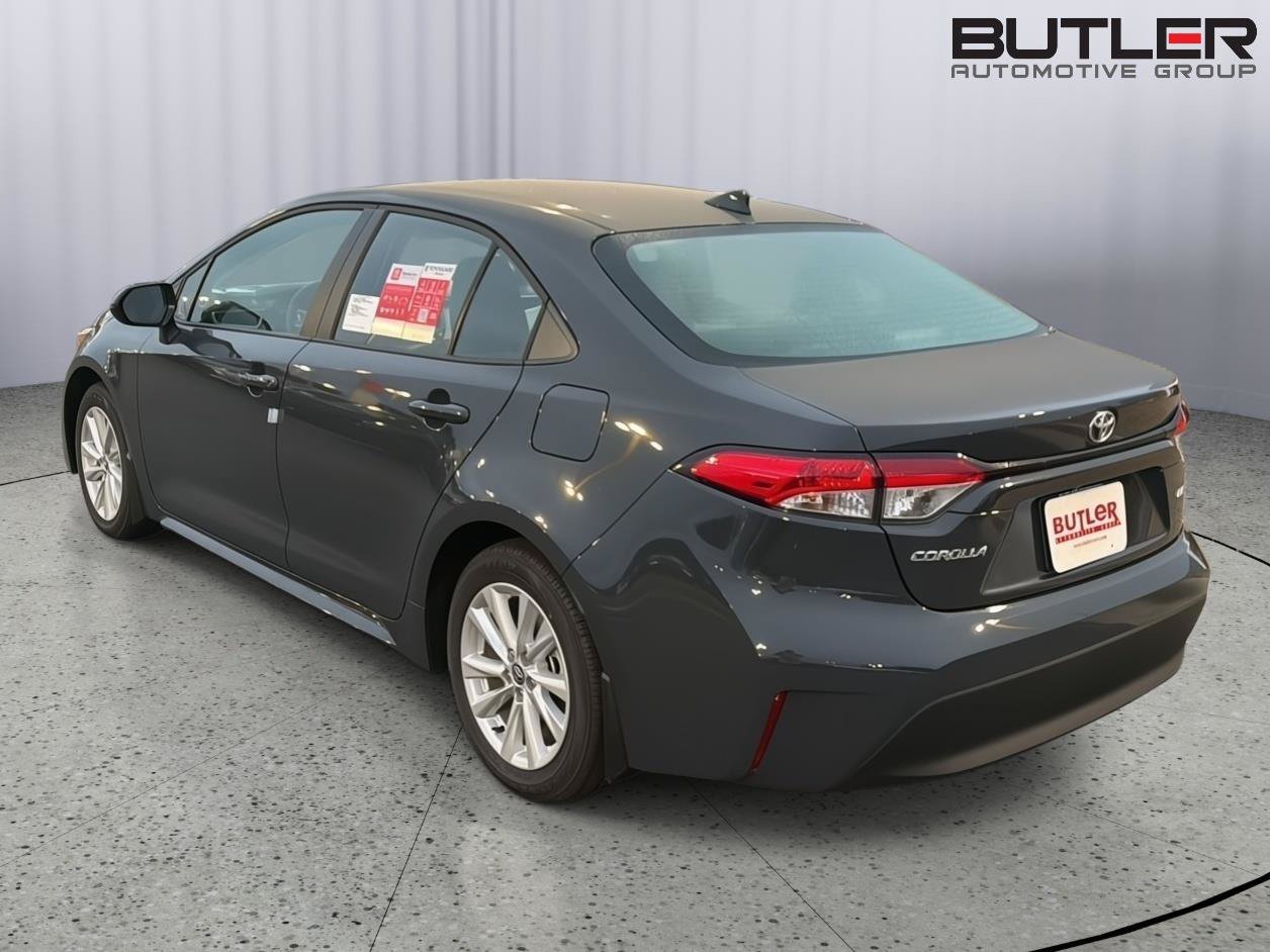 New 2026 Toyota Corolla LE w/ LE Premium Package FWD image 4