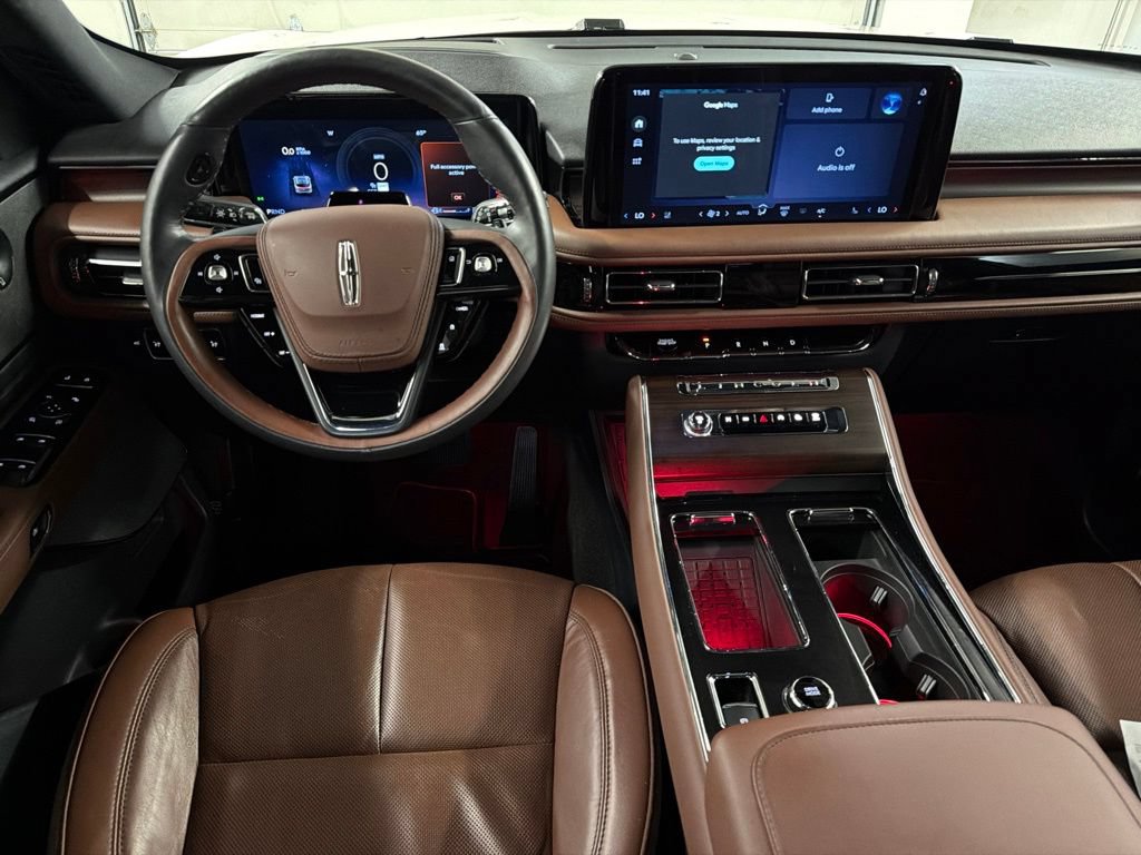 Certified 2025 Lincoln Aviator Reserve w/ Illumination Package AWD/4WD image 8