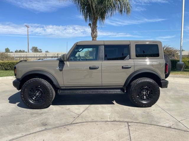 New 2026 Ford Bronco Outer Banks w/ Sasquatch Package AWD/4WD image 2