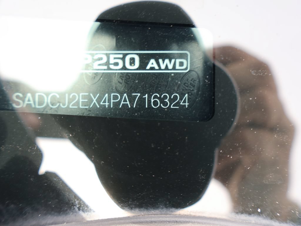 Used 2023 Jaguar F-PACE S AWD/4WD image 41