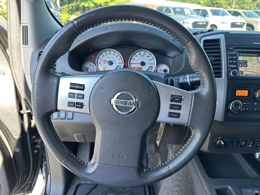 Used 2015 Nissan Frontier PRO-4X w/ Pro-4x Luxury Package AWD/4WD image 12