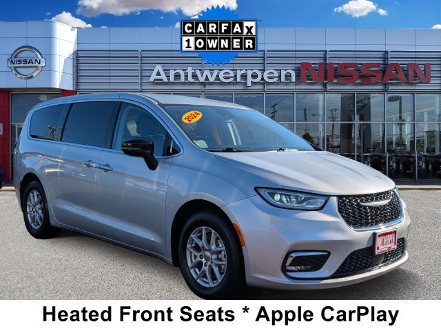 Used 2024 Chrysler Pacifica Touring-L