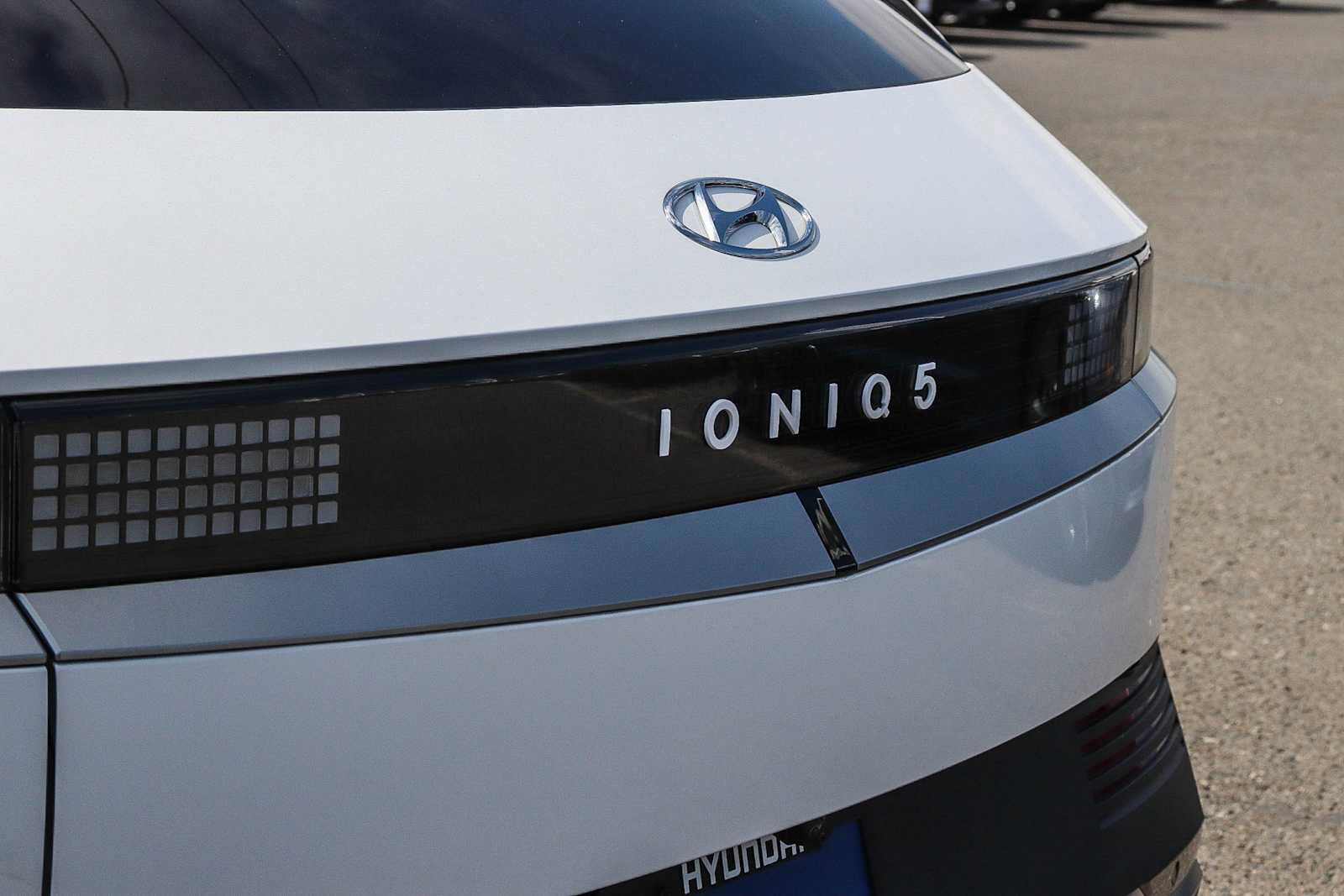 Used 2024 Hyundai Ioniq 5 SEL RWD image 12
