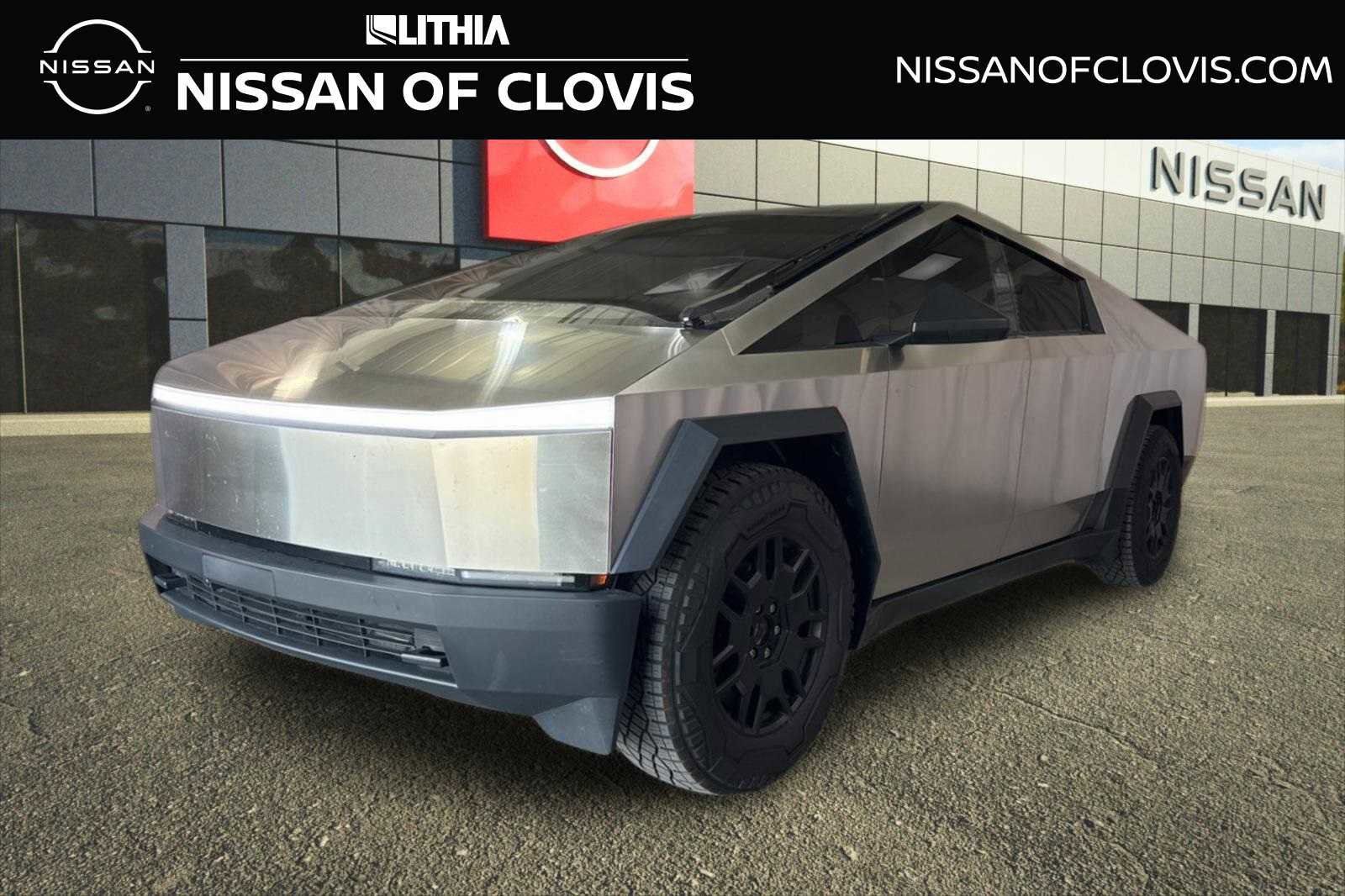 Used 2024 Tesla Cybertruck AWD Crew Cab image 1