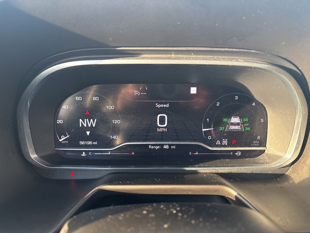 Used 2023 GMC Yukon AT4 w/ AT4 Premium Plus Package image 25