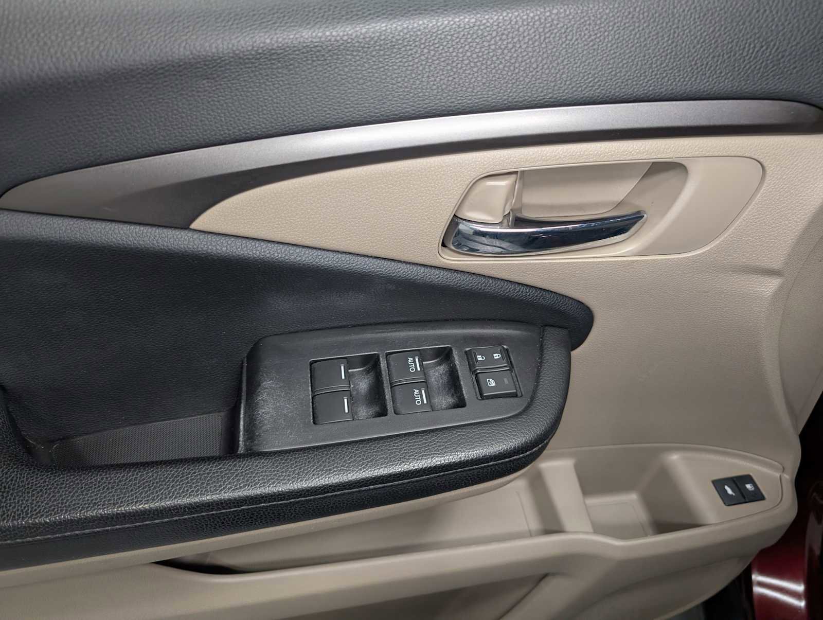 Used 2018 Honda Pilot EX-L image 38