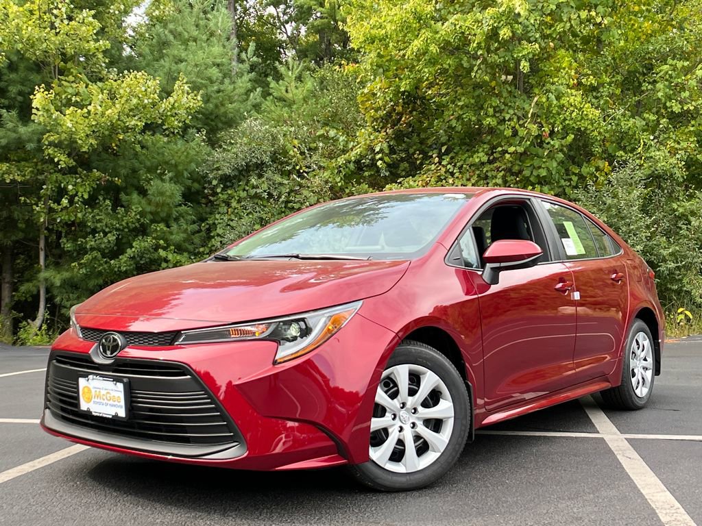 New 2025 Toyota Corolla LE