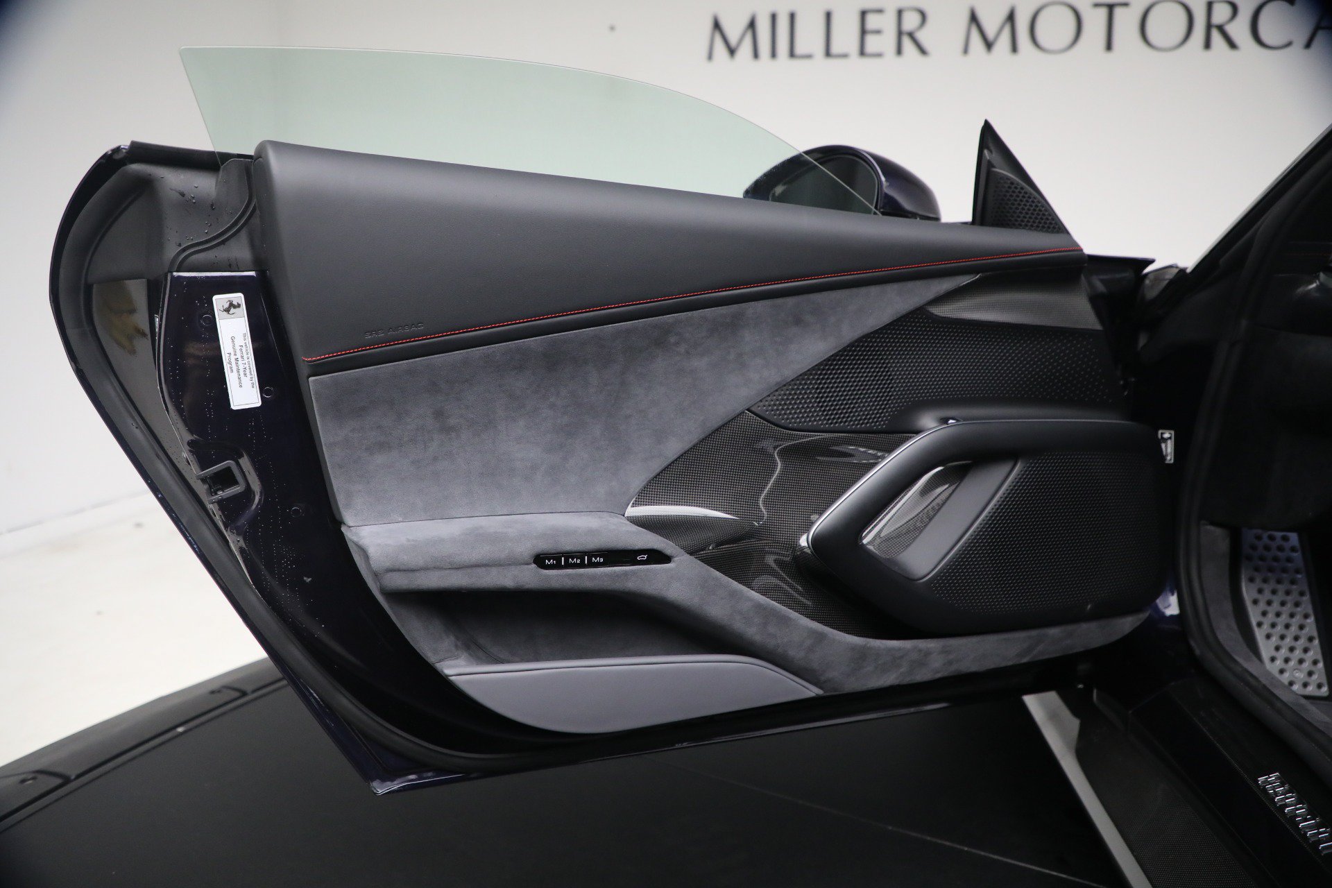 Used 2025 Ferrari 12Cilindri RWD image 31