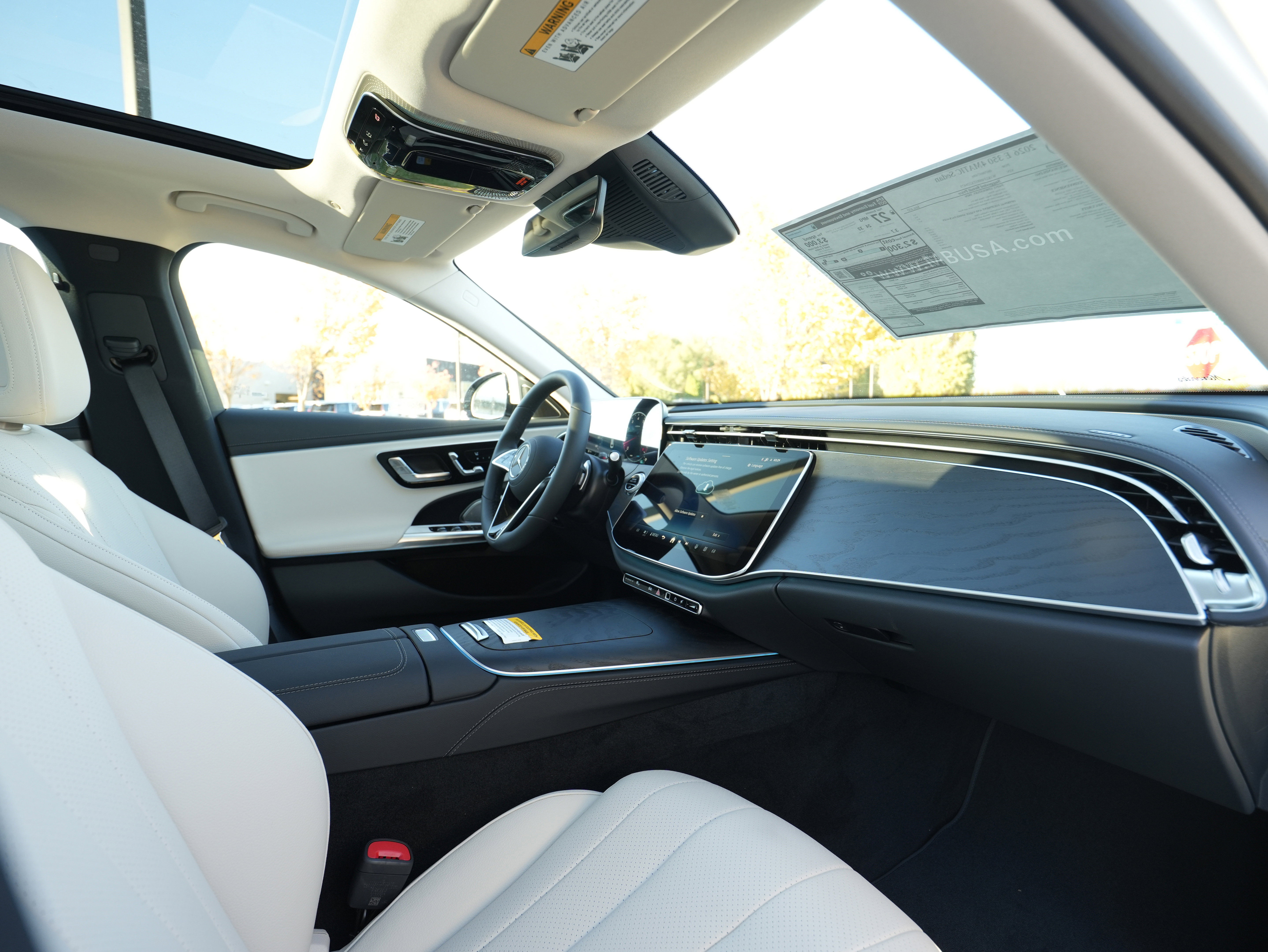 New 2026 Mercedes-Benz E 350 4MATIC Sedan image 36