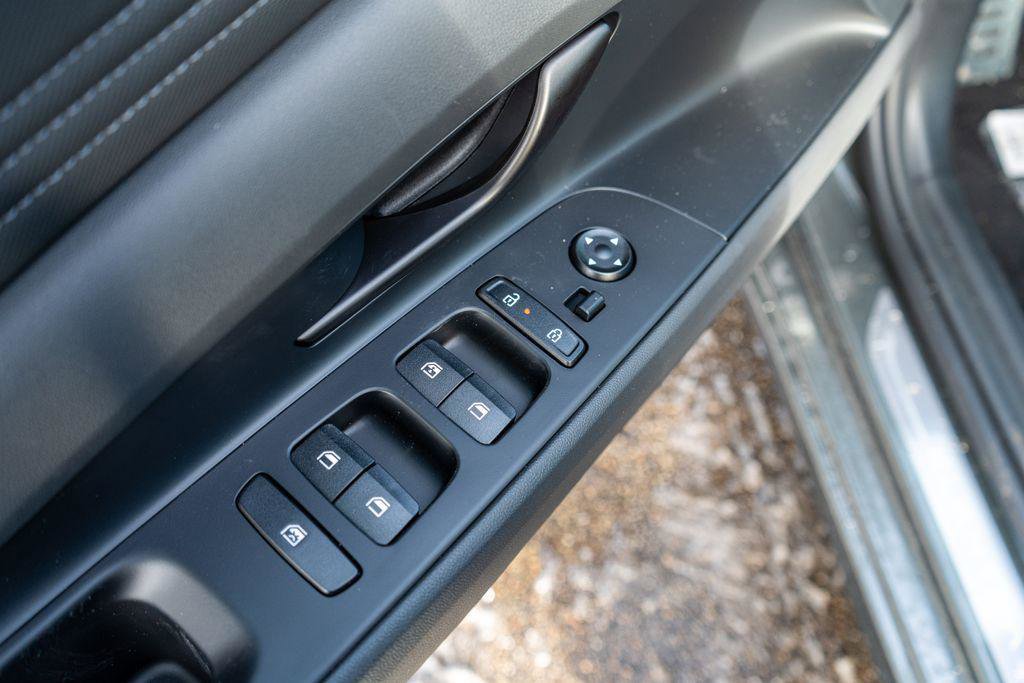 New 2026 Hyundai Elantra Sport image 19