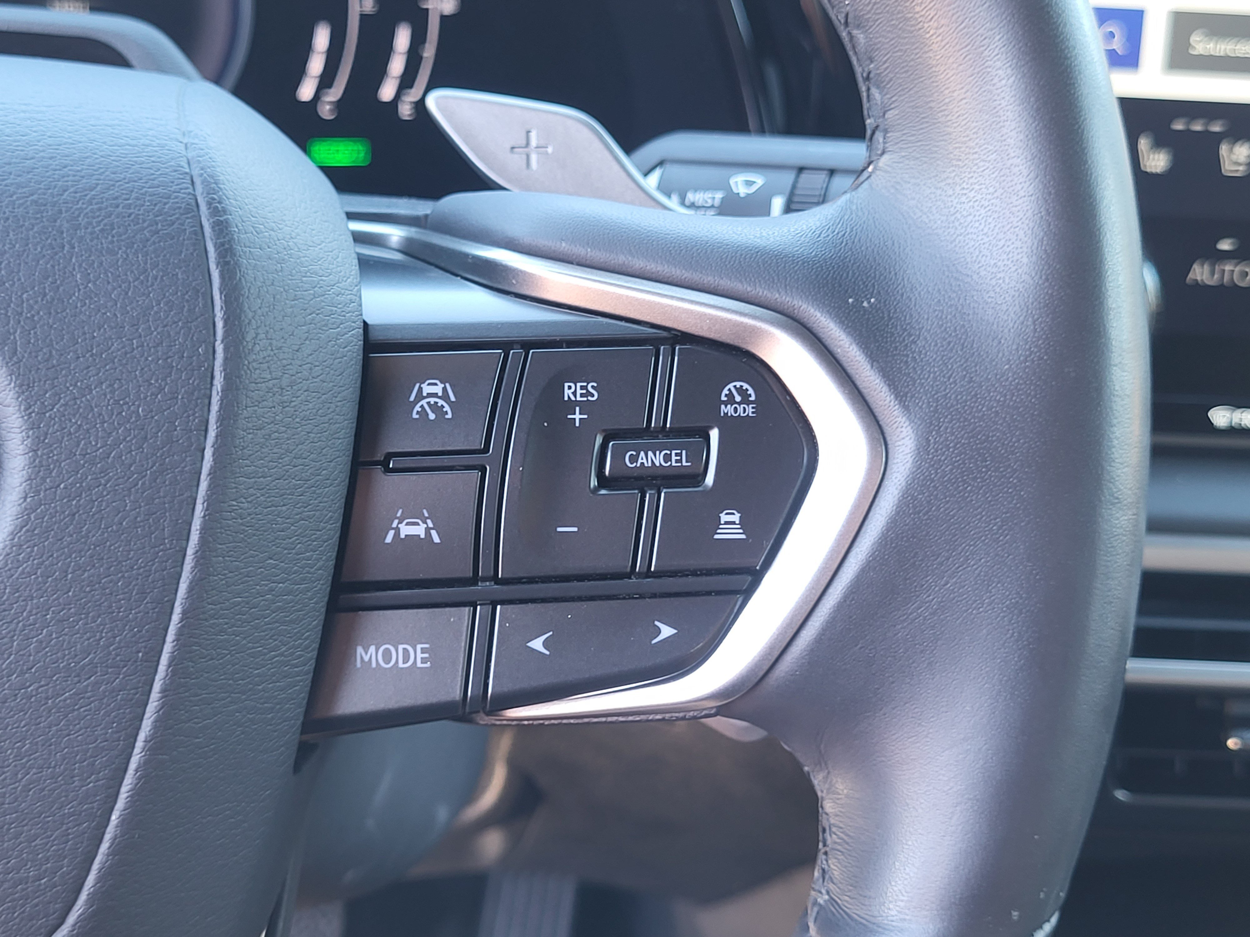 Used 2024 Lexus RX 350h w/ Convenience Package AWD/4WD image 16