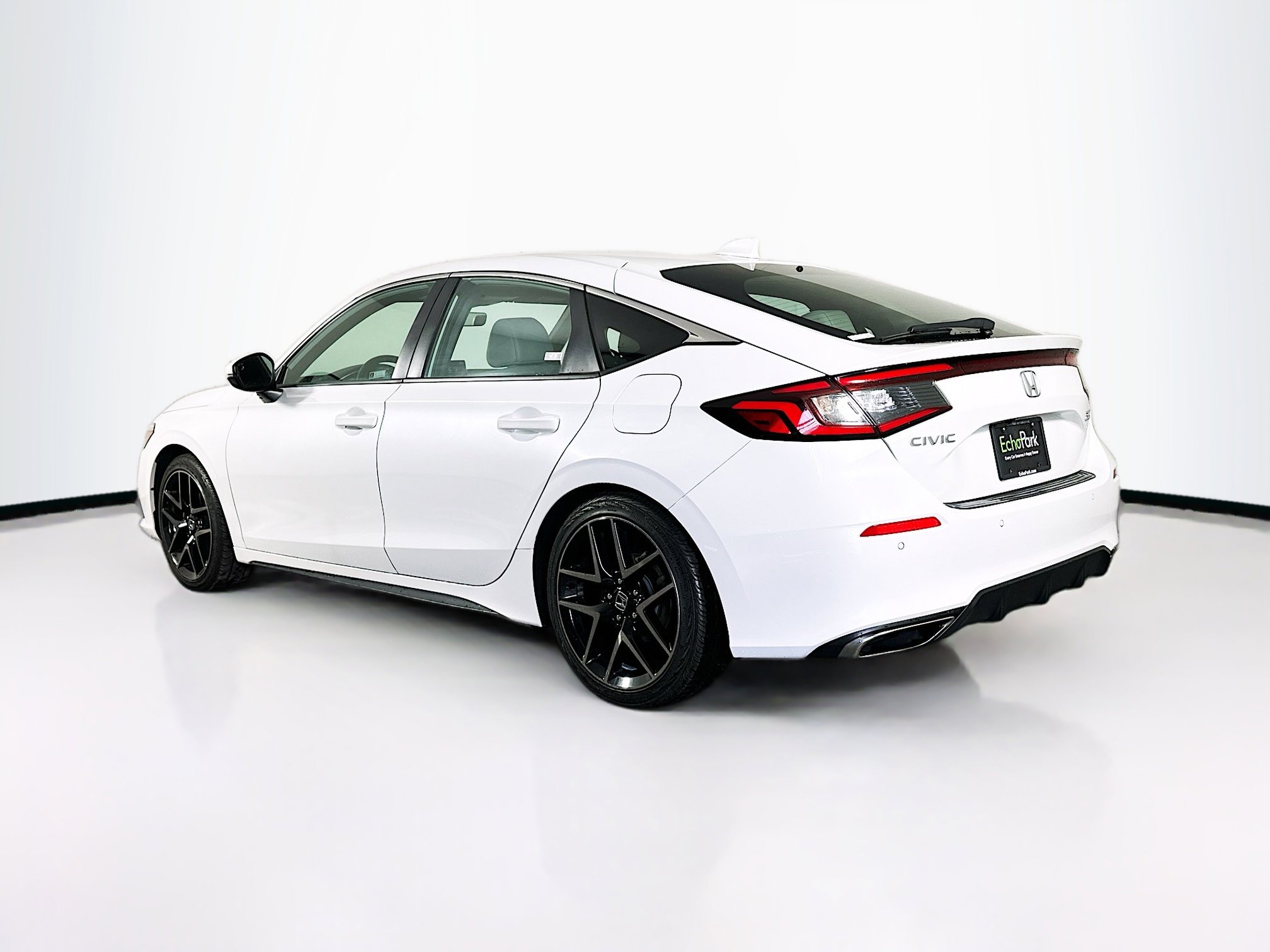 Used 2022 Honda Civic Sport Touring image 5