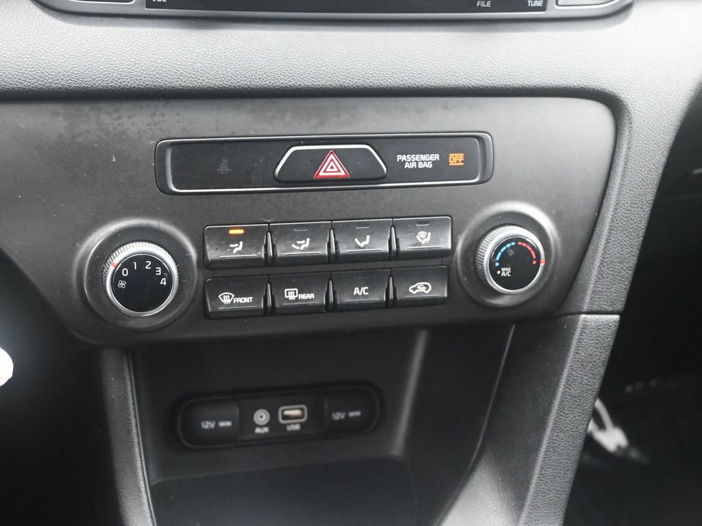 Used 2019 Kia Sportage LX image 18