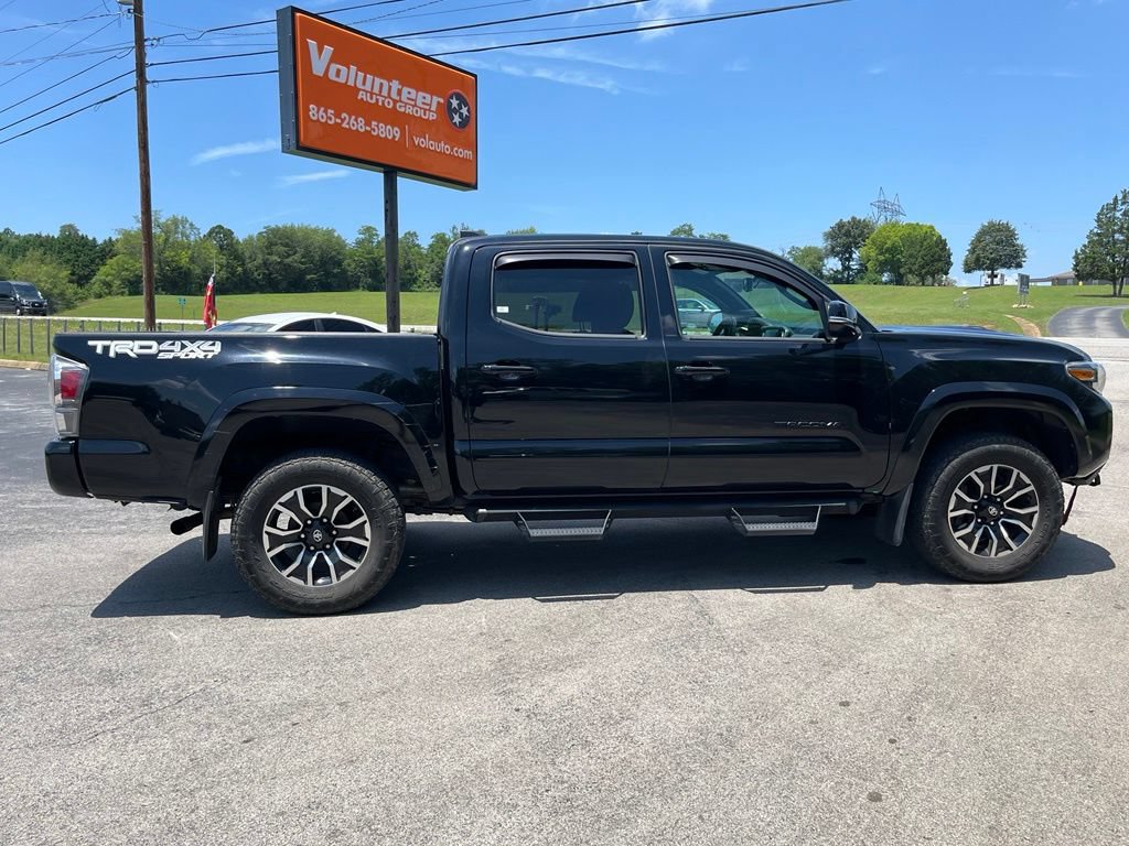 Used 2021 Toyota Tacoma TRD Sport AWD/4WD image 13