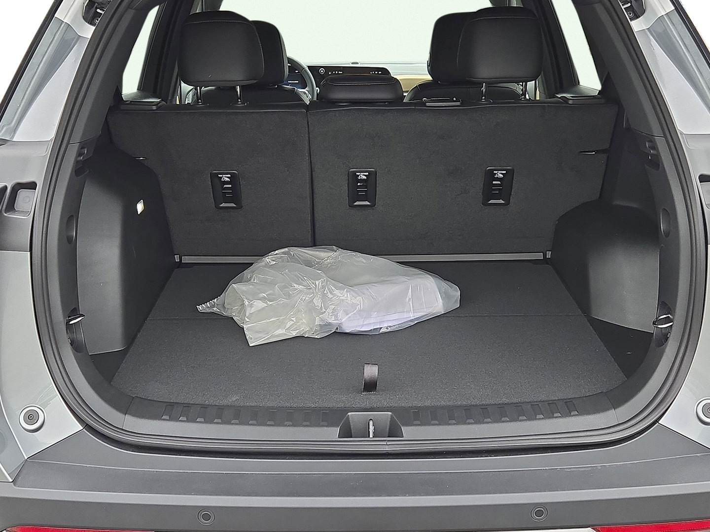 New 2026 Chevrolet Equinox ACTIV w/ Convenience Package III FWD image 9