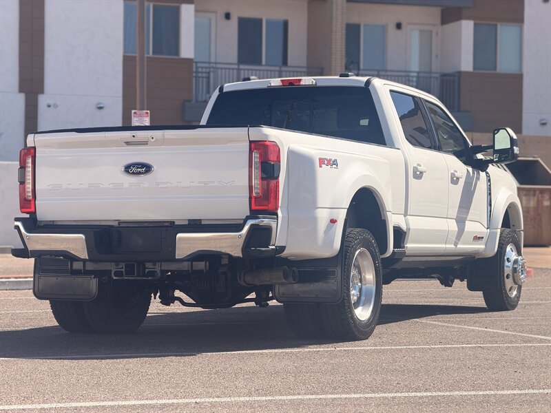 Used 2023 Ford F450 Lariat w/ Lariat Ultimate Package AWD/4WD image 4
