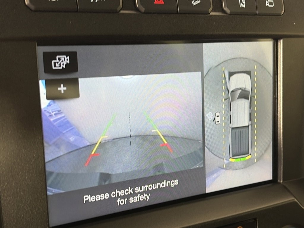 Certified 2017 Ford F350 Platinum w/ Platinum Ultimate Package image 20