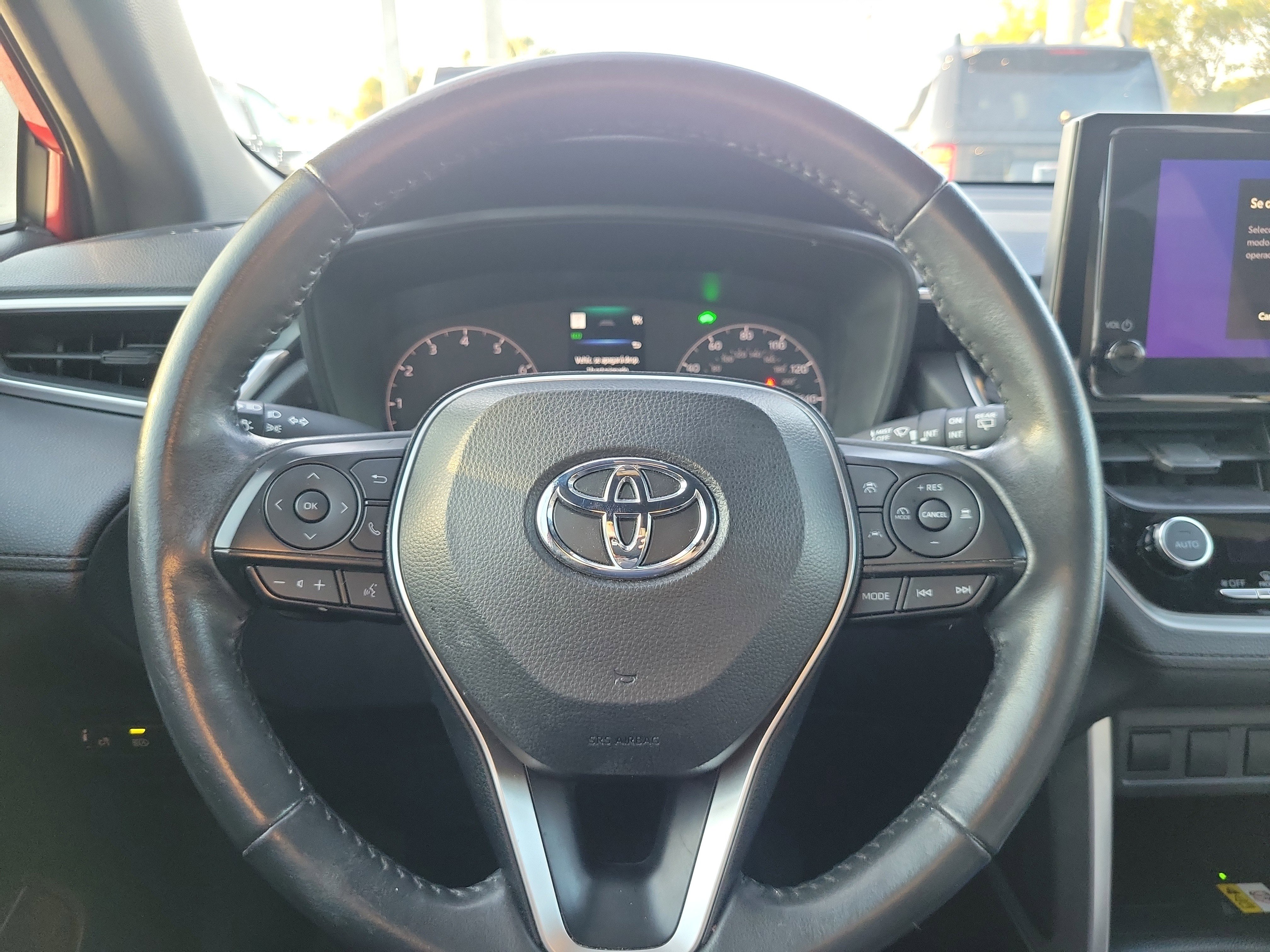 Used 2023 Toyota Corolla Cross SE image 23