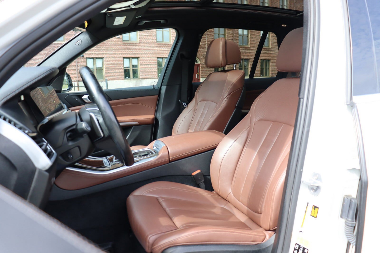 Used 2020 BMW X5 xDrive40i w/ Premium Package AWD/4WD image 13