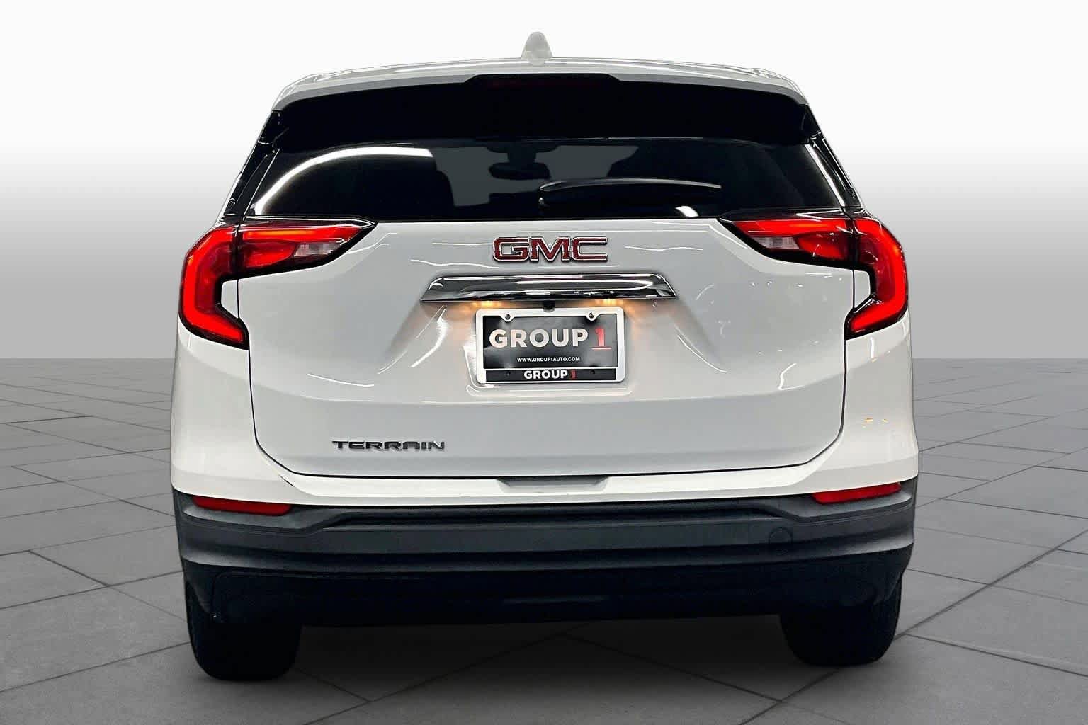 Used 2020 GMC Terrain SLE FWD image 4