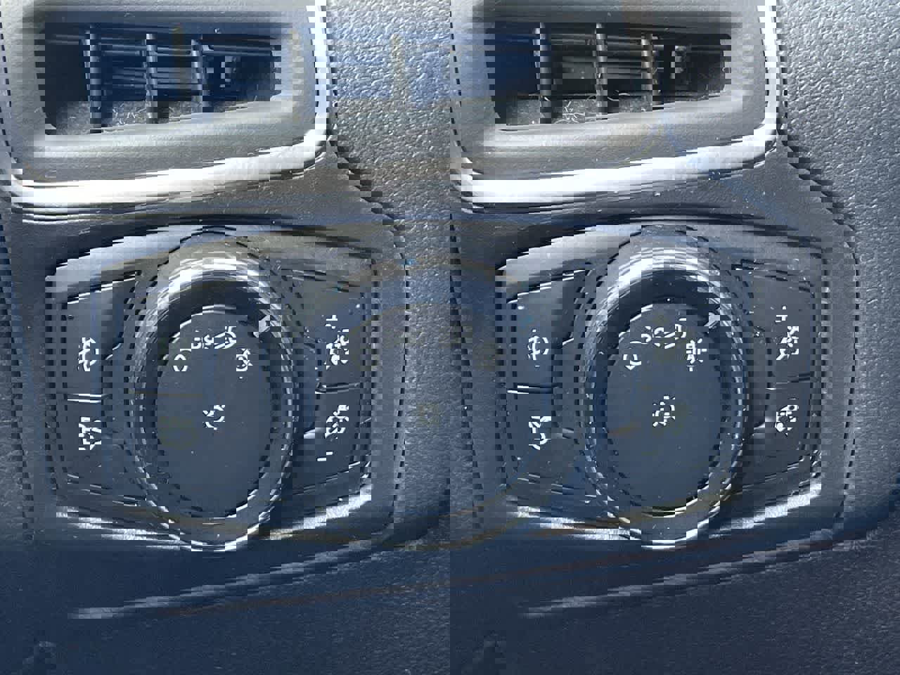 Used 2014 Ford Focus ST w/ Equipment Group 201A image 24