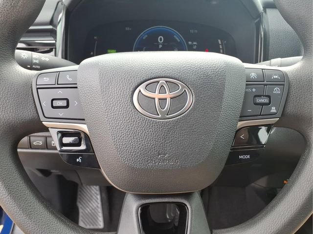 Used 2025 Toyota Camry LE FWD image 15