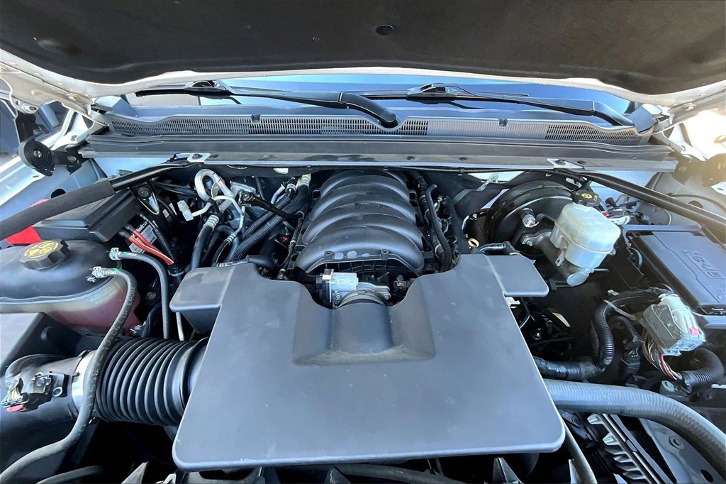 Used 2020 Chevrolet Suburban Premier image 29