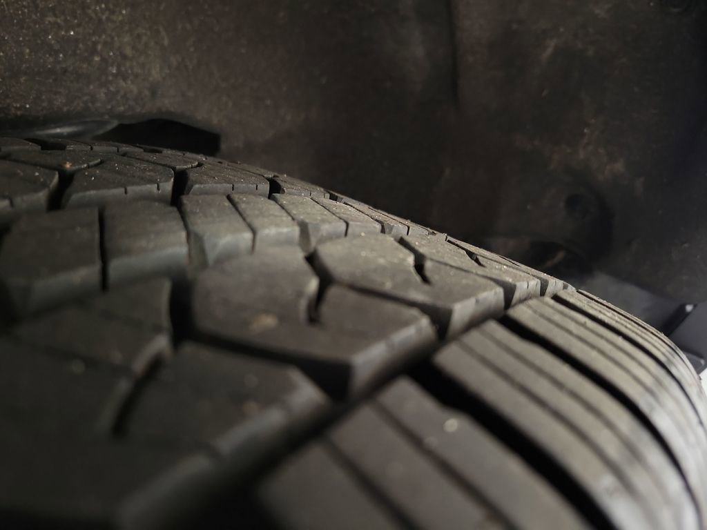 Used 2021 Subaru Crosstrek 2.0i Premium image 11