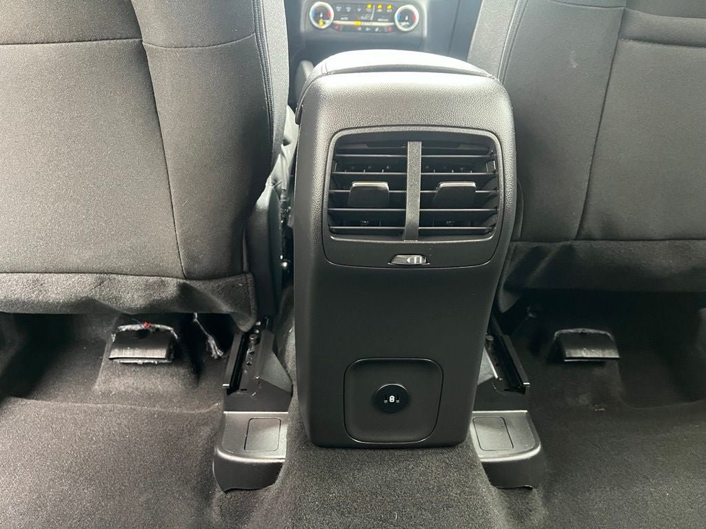 Certified 2025 Ford Escape Active w/ Cold Weather Package FWD image 16
