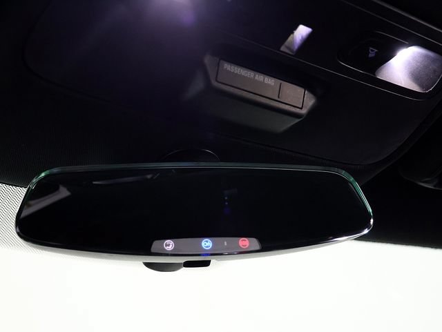 Used 2016 Chevrolet Camaro SS RWD image 21
