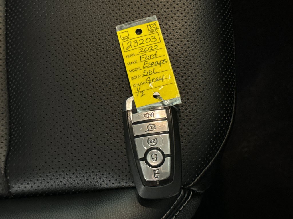 Used 2022 Ford Escape SEL image 43