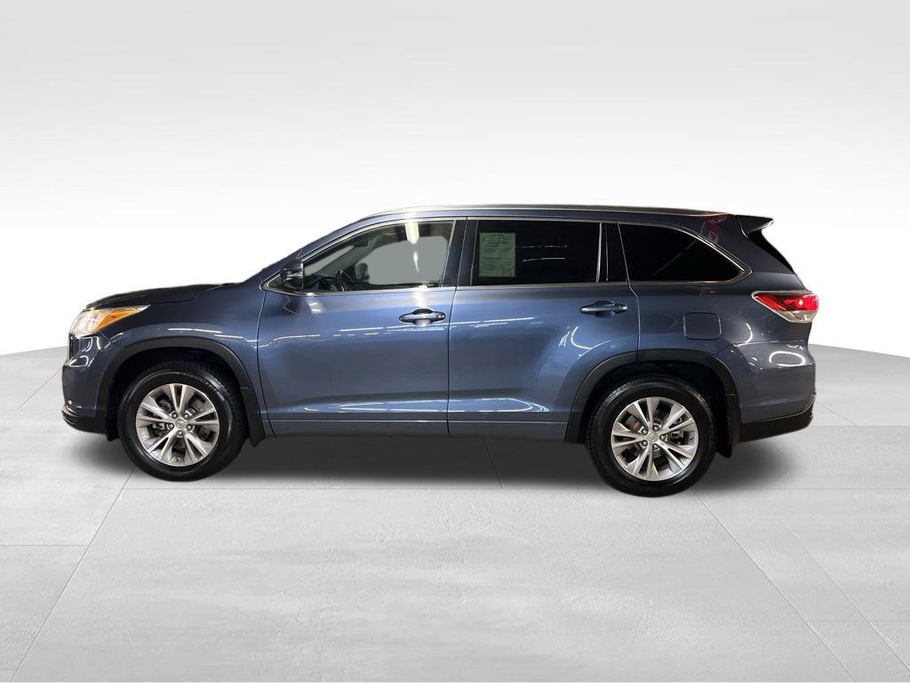 Used 2015 Toyota Highlander XLE AWD/4WD image 2