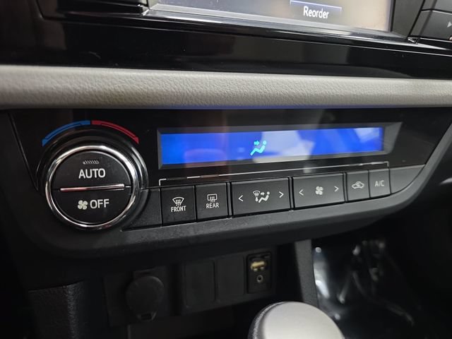 Used 2014 Toyota Corolla LE FWD image 22