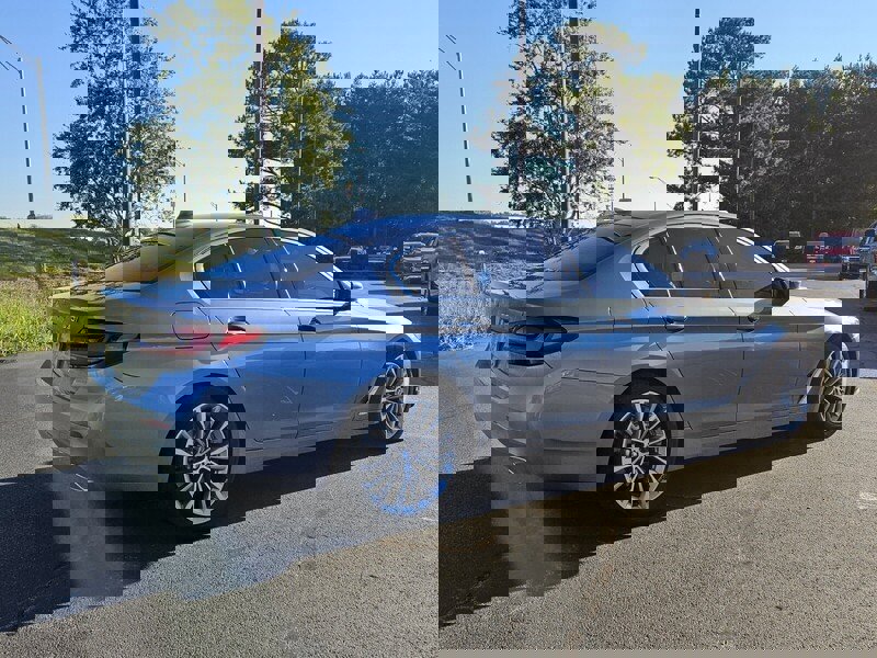 Used 2022 BMW 530i xDrive w/ Convenience Package image 12