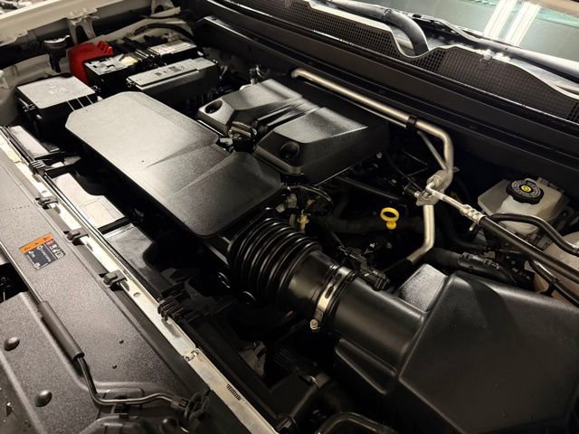 Used 2024 Chevrolet Colorado Trail Boss w/ Technology Package image 45