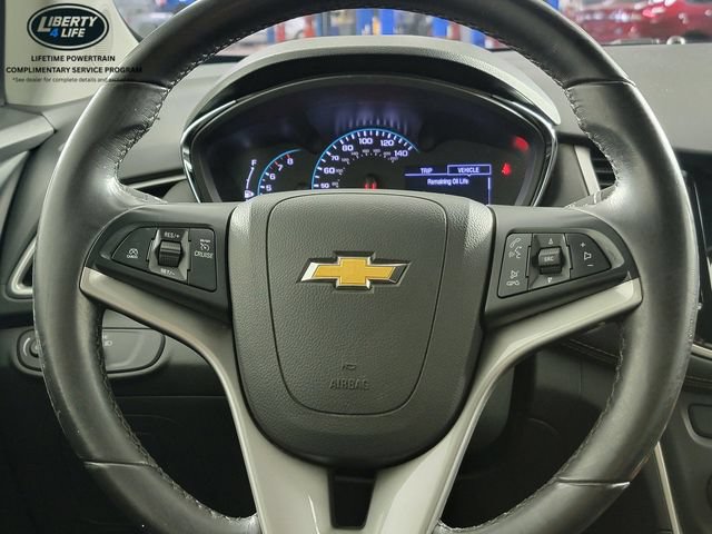 Used 2019 Chevrolet Trax LT w/ LT Convenience Package FWD image 26