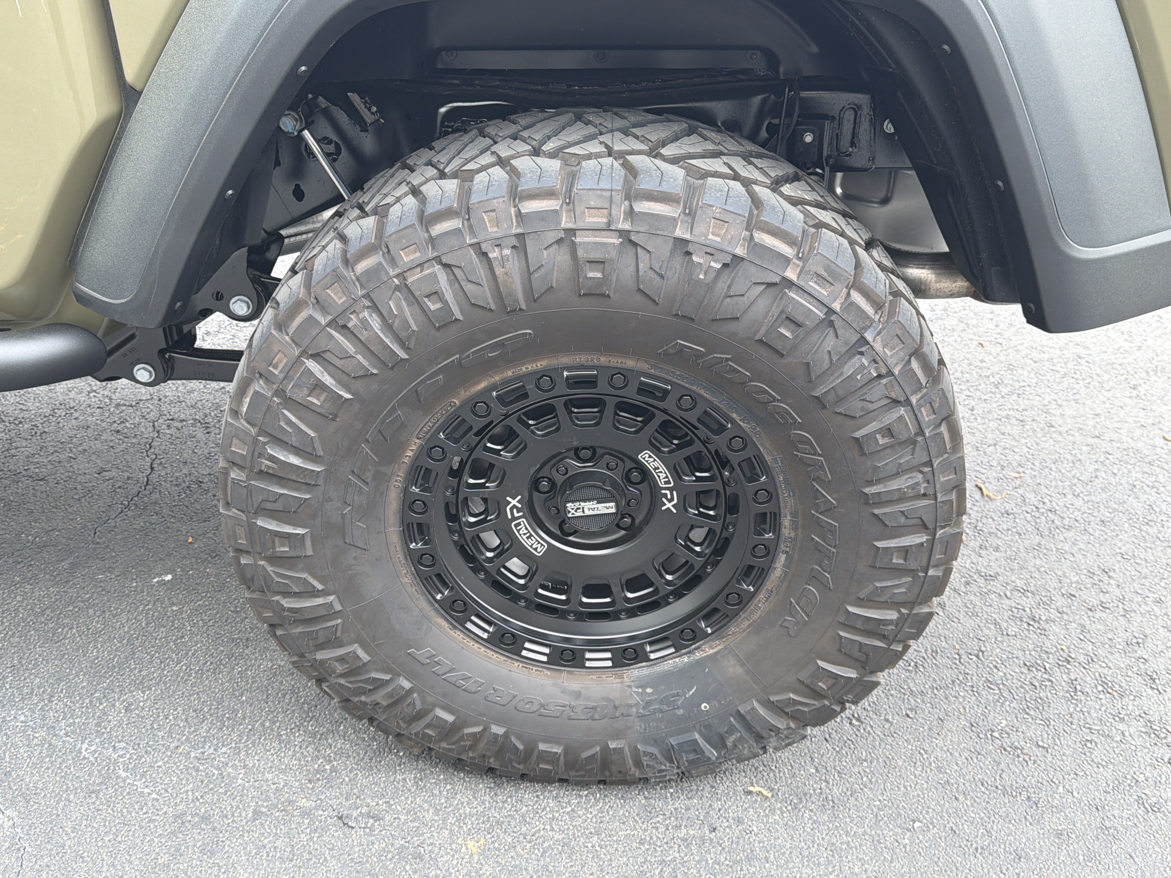 New 2026 Jeep Gladiator Sport AWD/4WD image 24