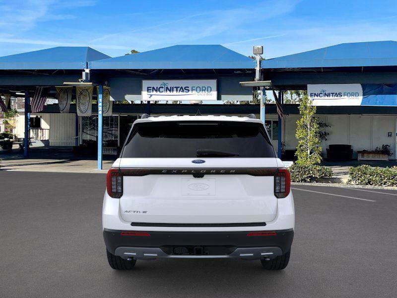 New 2026 Ford Explorer Active w/ Active Comfort Package image 5