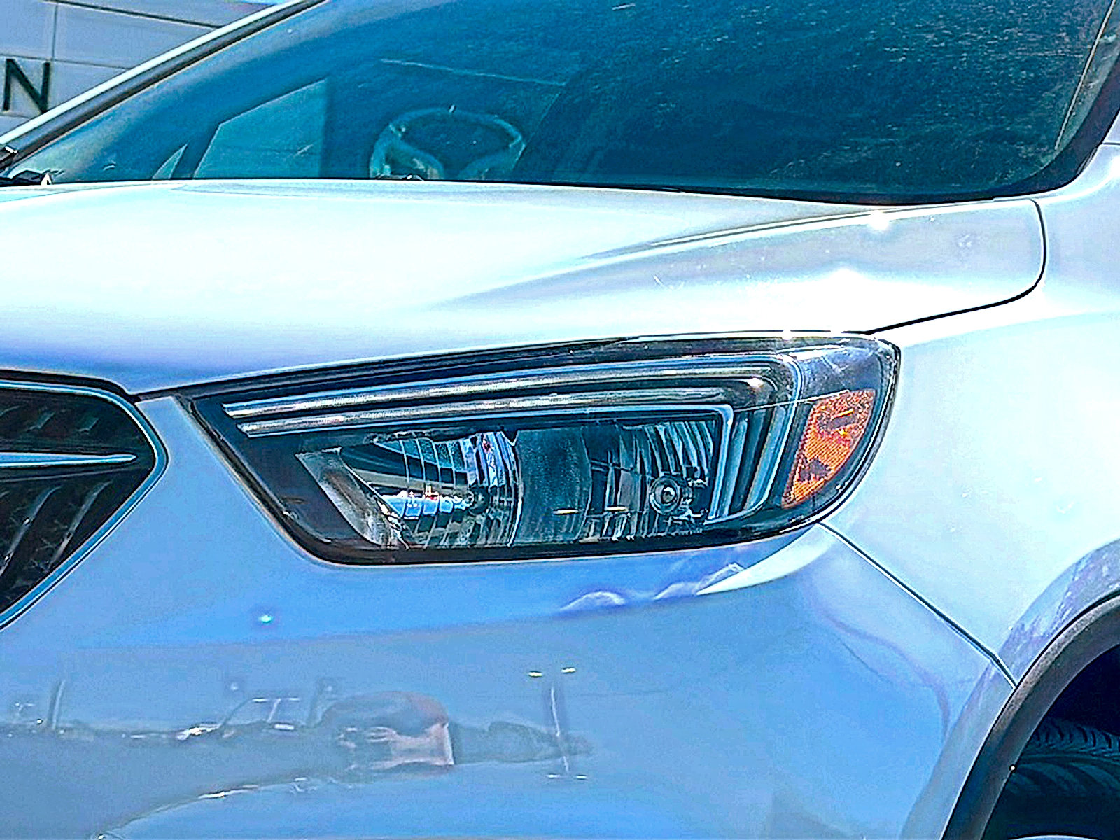 Used 2022 Buick Encore Preferred w/ Safety Package AWD/4WD image 4