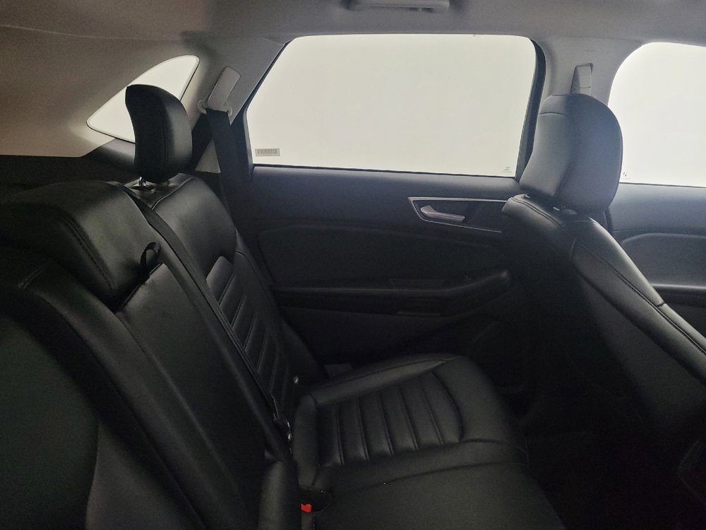 Used 2024 Ford Edge SEL image 19