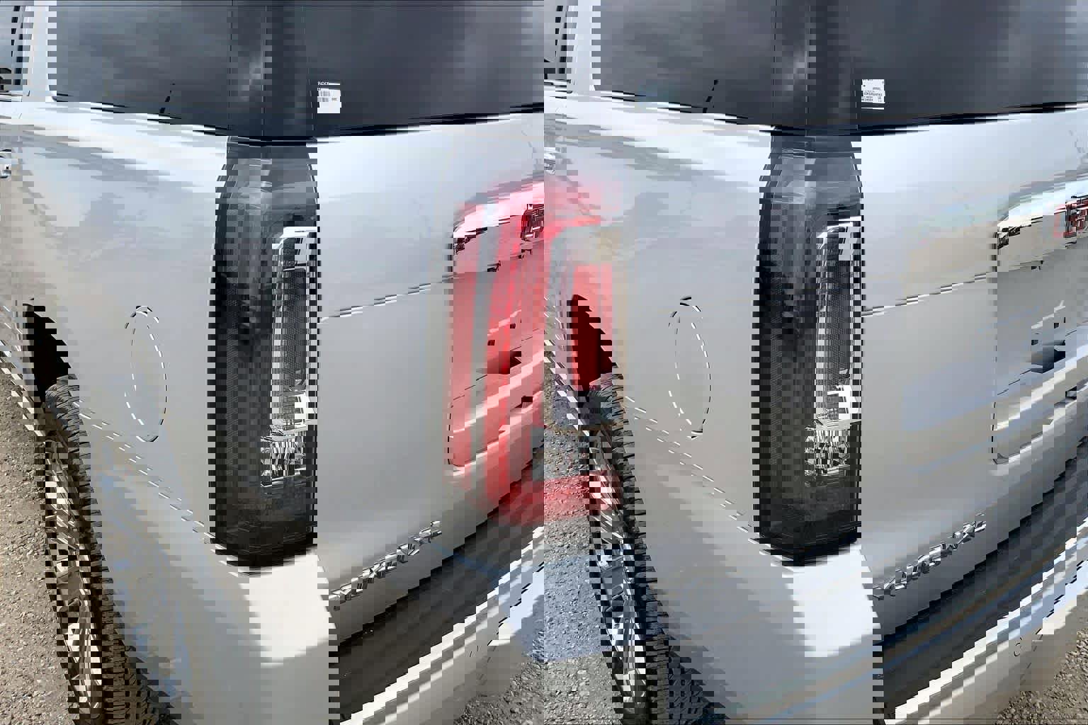 Used 2016 GMC Yukon XL Denali w/ Open Road Package image 26