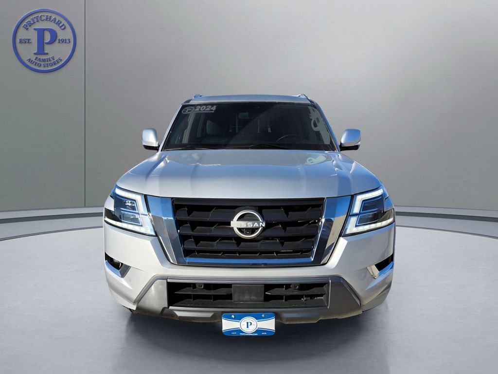 Used 2024 Nissan Armada SL AWD/4WD image 2