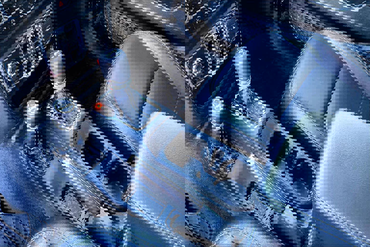 Used 2019 Jeep Wrangler Unlimited Sahara image 16