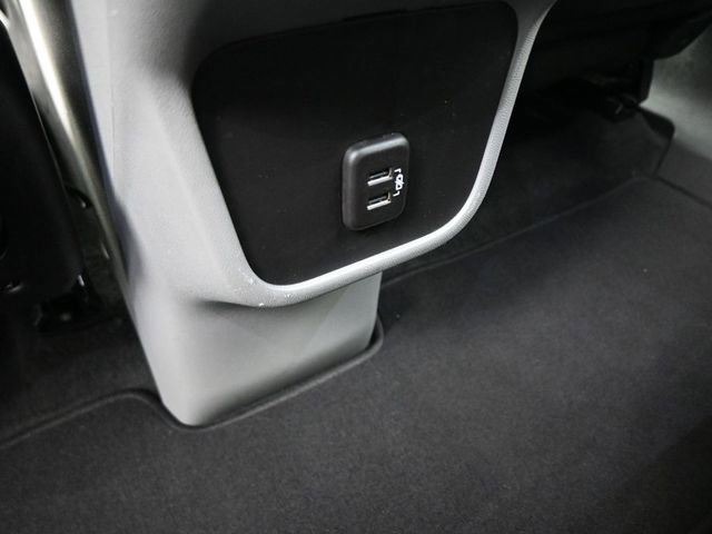 Used 2024 GMC Terrain SLE image 43