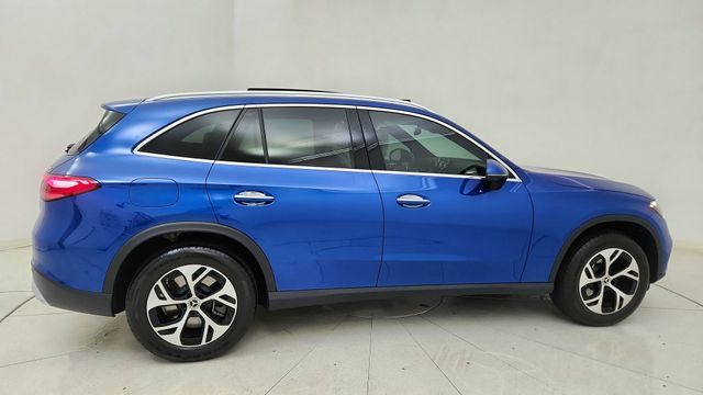 Used 2025 Mercedes-Benz GLC 350e 4MATIC image 6