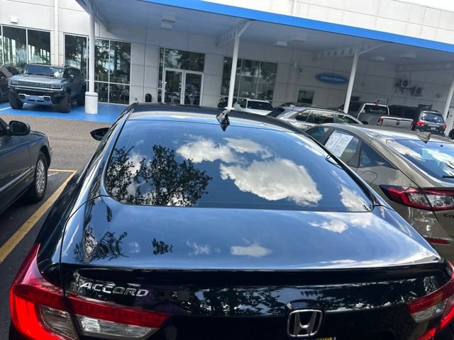 Used 2018 Honda Accord EX image 12