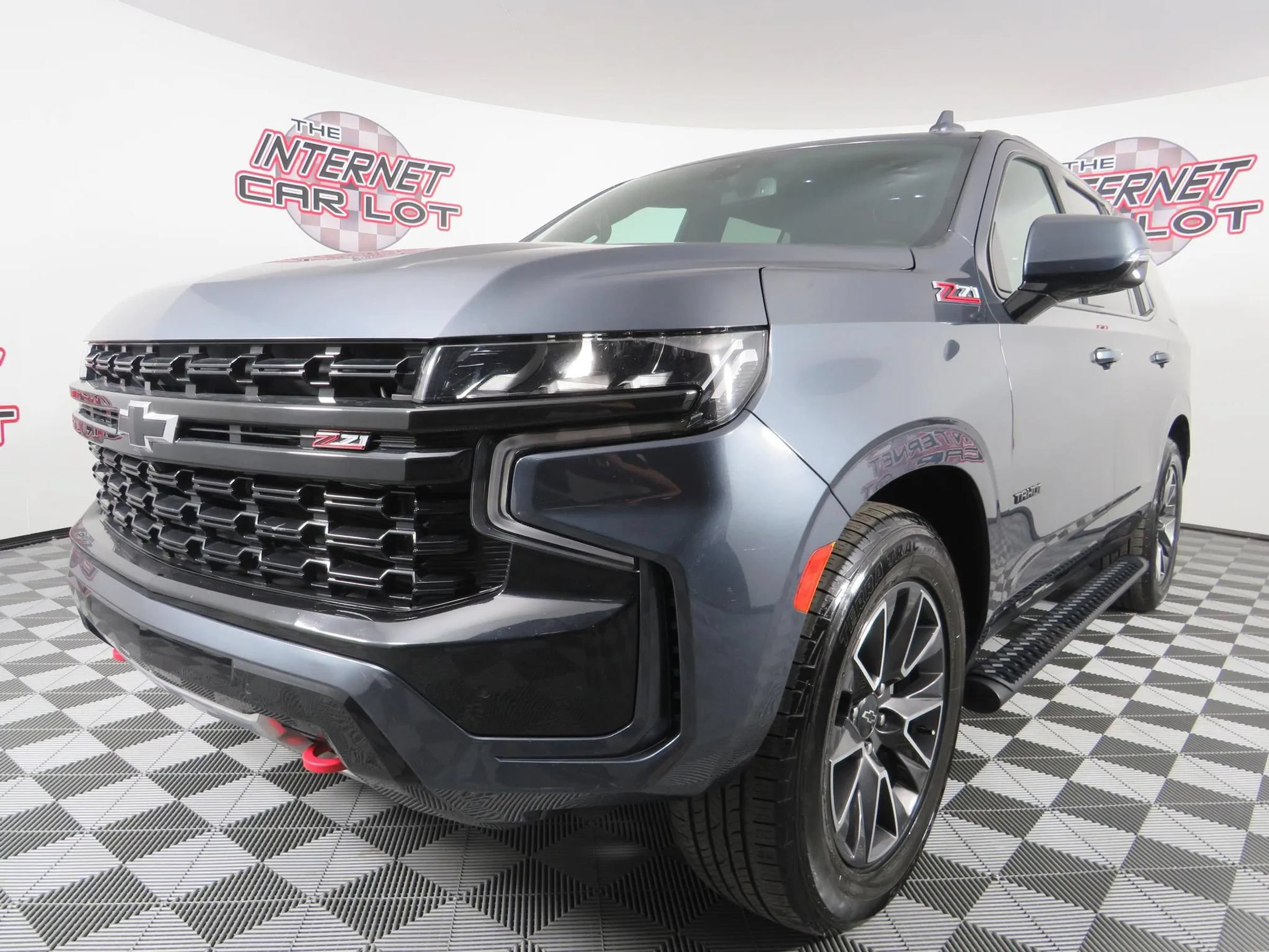 Used 2021 Chevrolet Tahoe Z71 w/ Z71 Off-Road Package AWD/4WD image 3