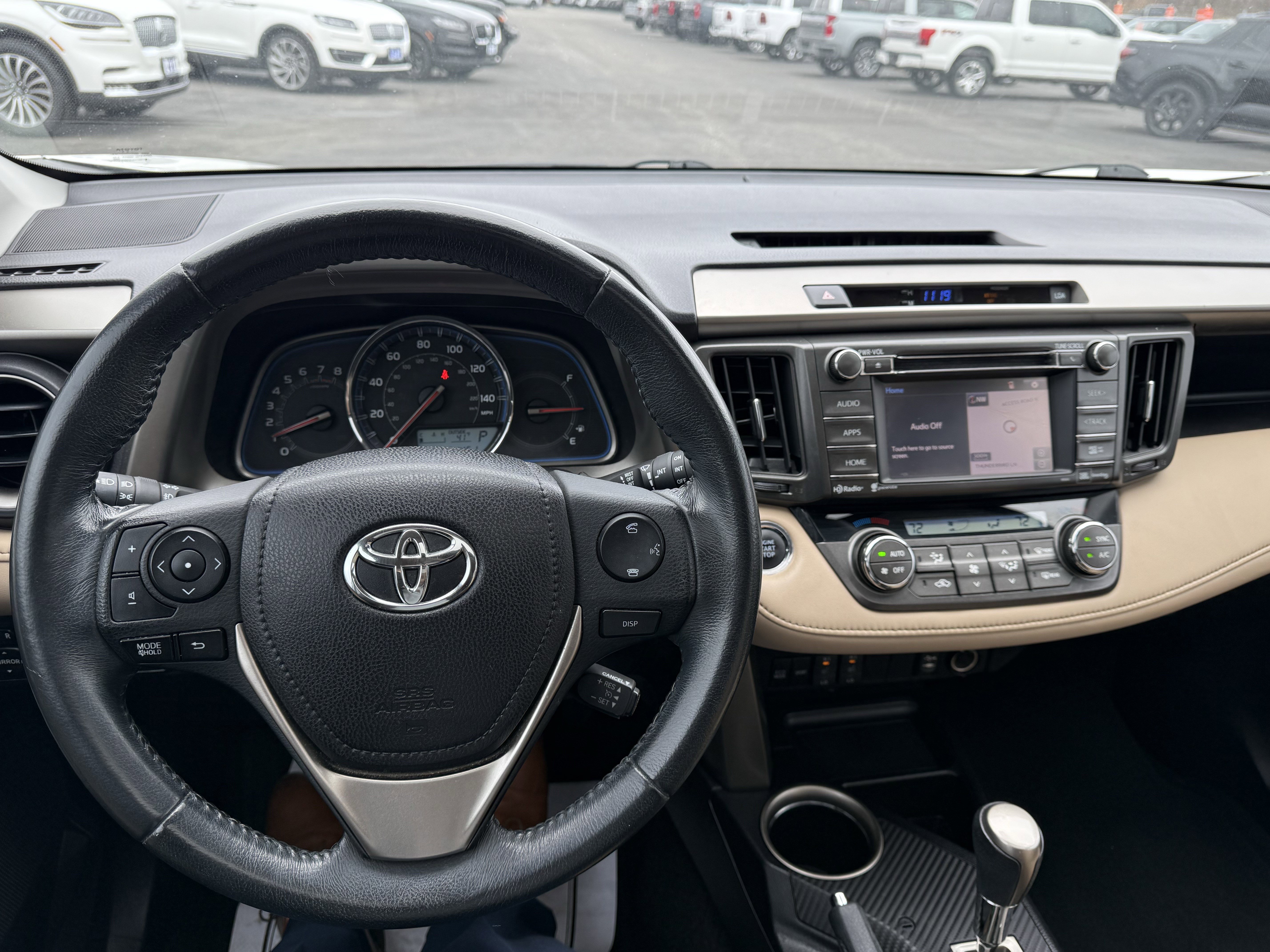 Used 2014 Toyota RAV4 Limited w/ Technology Package image 15