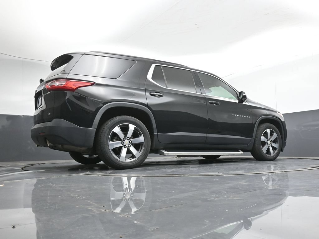 Used 2020 Chevrolet Traverse LT w/ LT Premium Package FWD image 46